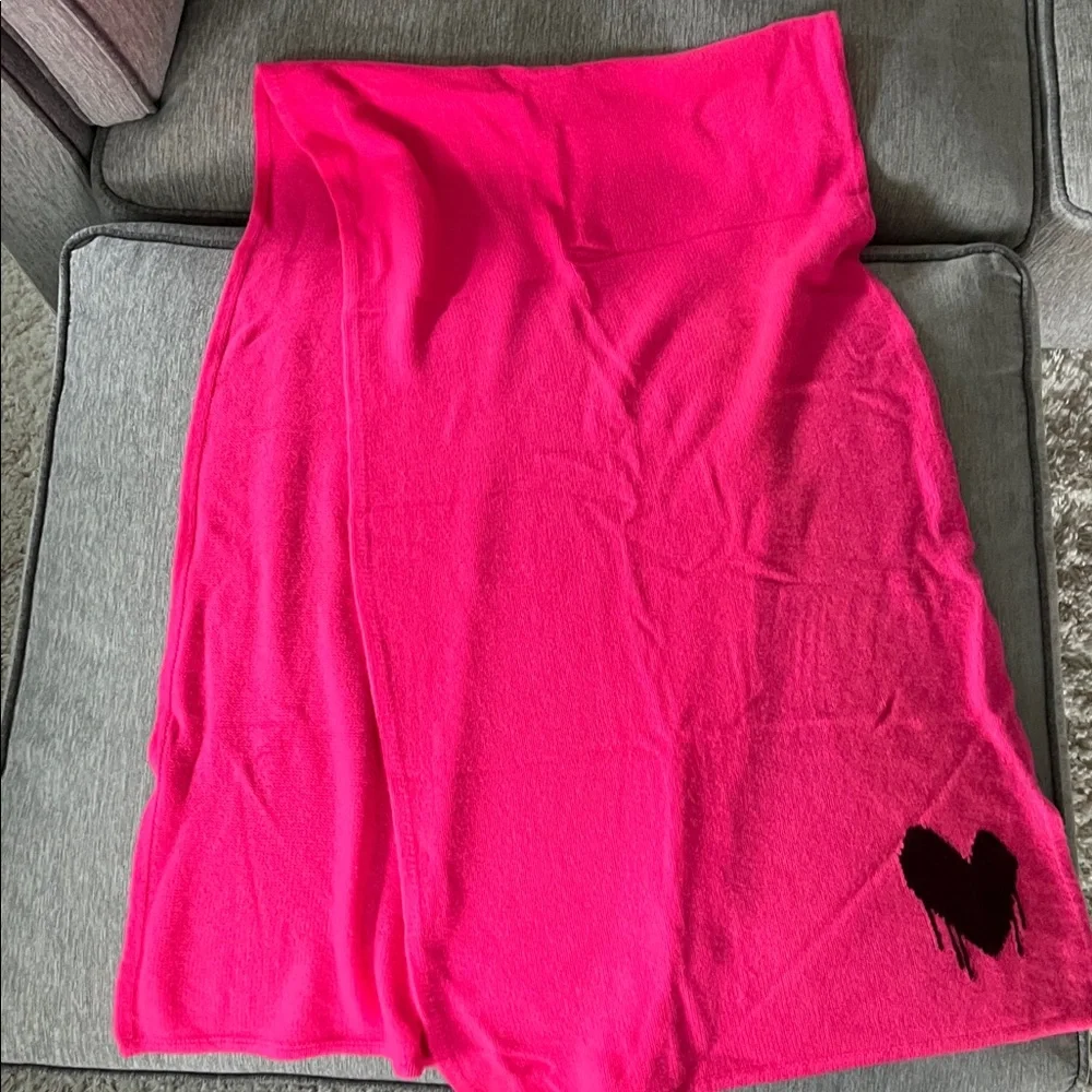 Kerri Roseenthal Drippy Heart Cashmere scarf - Picture 4 of 4